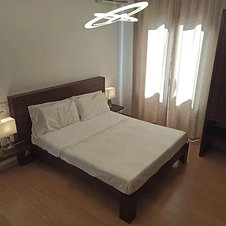B&B Suite And Rooms San Giovanni-3