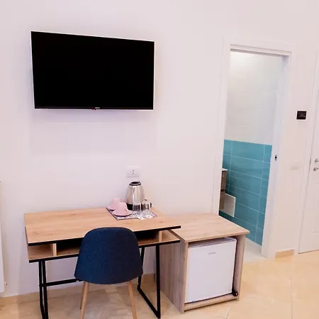 Leone Suites Toledo-3