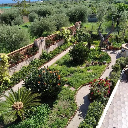 Villa Chorisia B&B-3