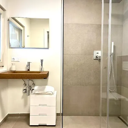 Streiter Rooms-2