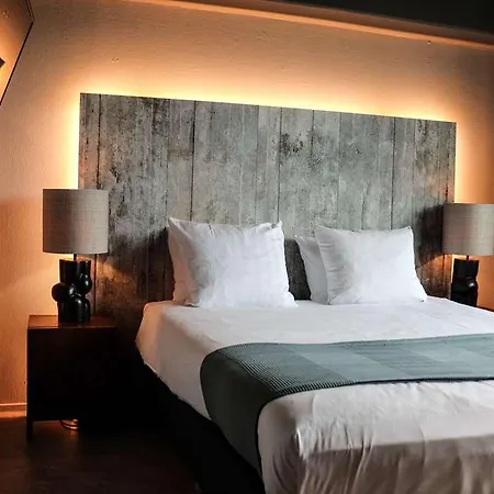 Rooms25-2