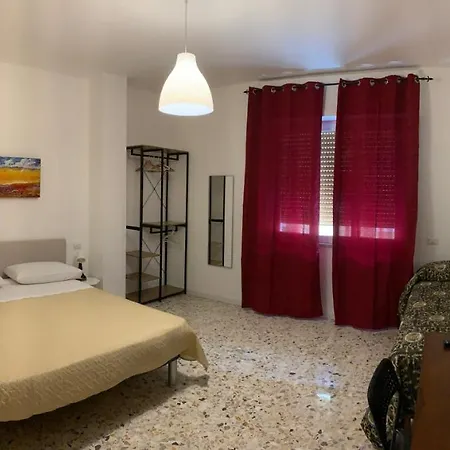Tre camere al centro di Napoli-2