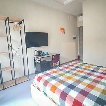Ele Rooms San Pietro-3