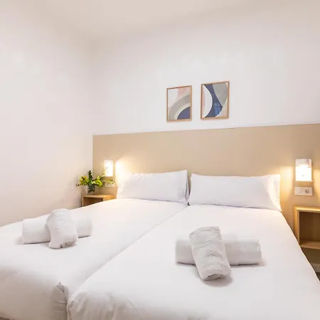 Pension Alicante By Moontels-2