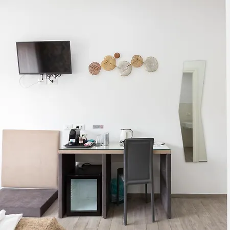 247 Luxury Rooms Trastevere-2