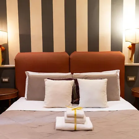 S.Maria Novella Dream Suites-3