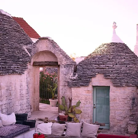 Trulli Jaja-2