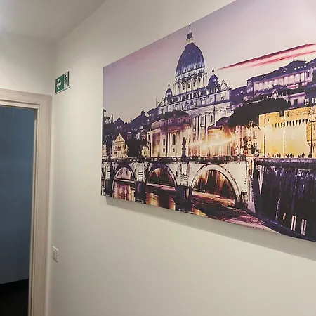 Anastasio Vatican Rooms G H-3