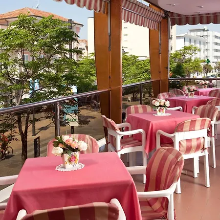Hotel Spiaggia-2