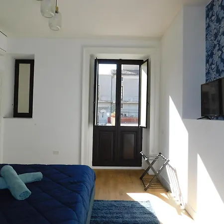 Hibiscus - Etnea Rooms-2