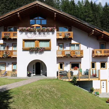 Hotel Garni Civetta-2