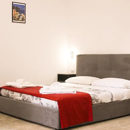 Corso Umberto 22 Guest House-2
