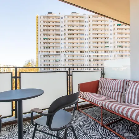 Daplace - Corso Sempione Suites-3