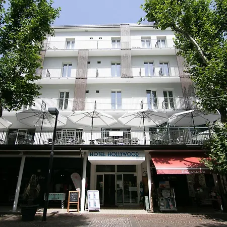 Hotel Hollywood-3
