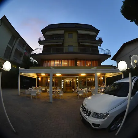 Hotel La Playa-3