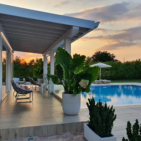 Female Resort-2