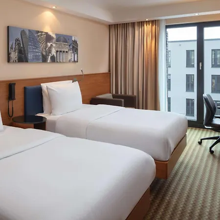 Hampton By Hilton Berlin City West-3