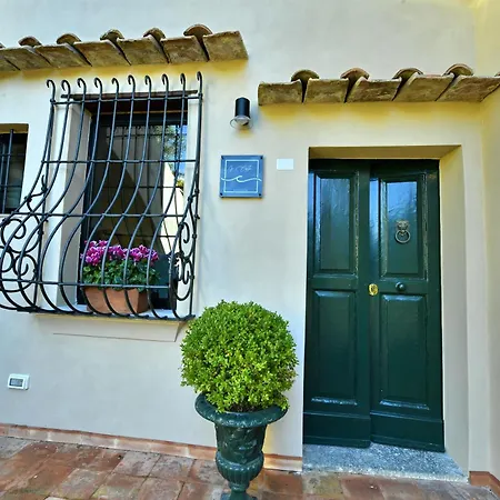 In Costa Relais & Luxury Suites-3