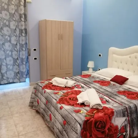 Francesco Home-3