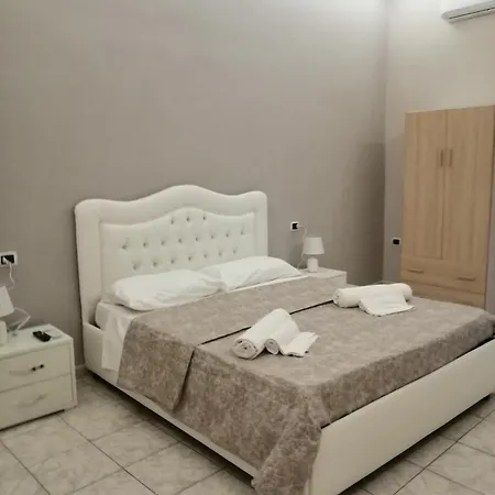 Francesco Home-2