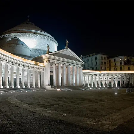 Piazza Bovio 22-2