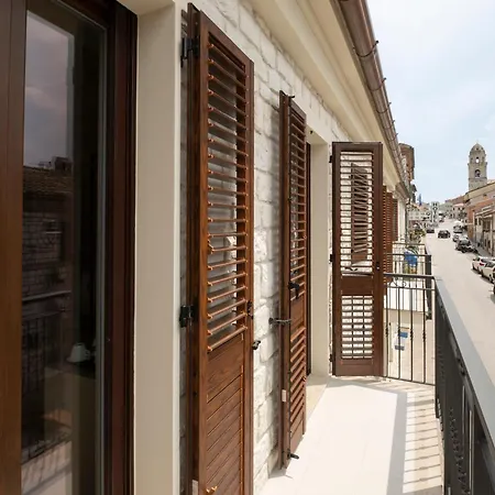 Marna Relais-2