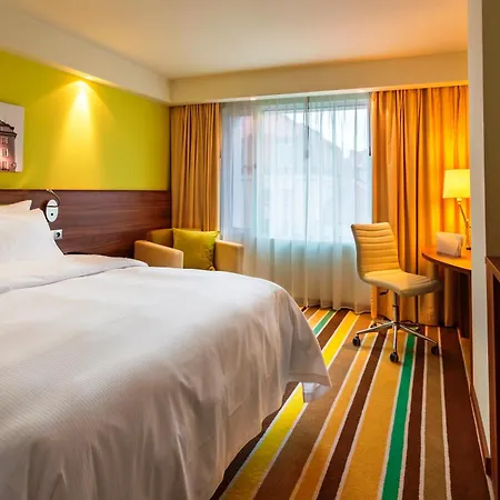 Hampton By Hilton Warsaw City Centre-3