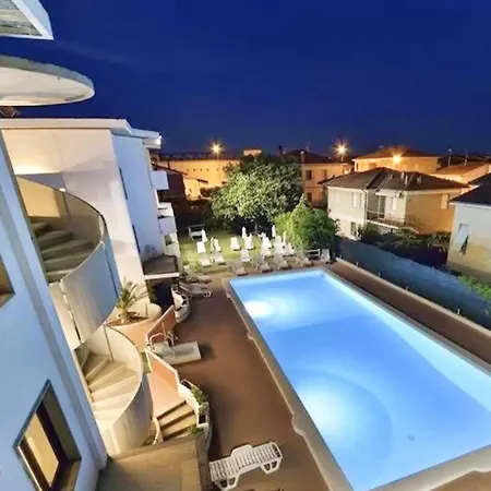 Residence Marina di Cecina-2