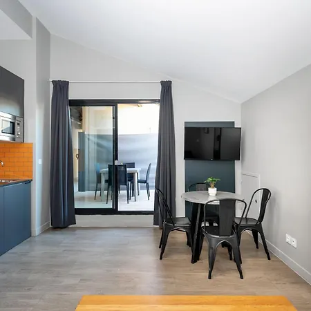 Staycity Aparthotels Marseille Centre Vieux Port-2