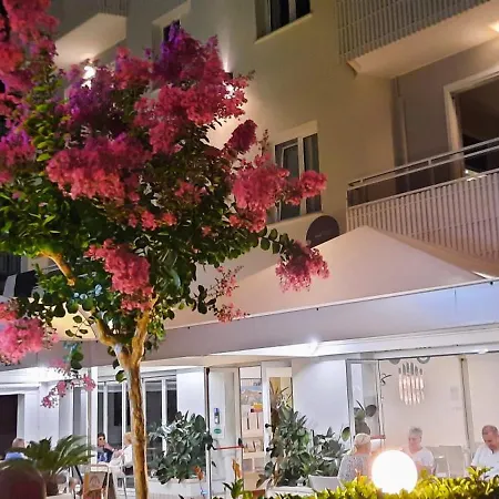 Hotel Atenea Golden Star-2