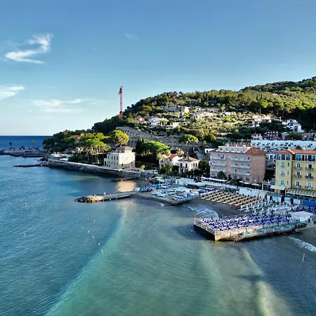 Hotel Golfo E Palme-3