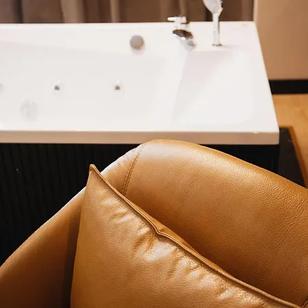 White Hill Hotel, Spa & Conferences-3