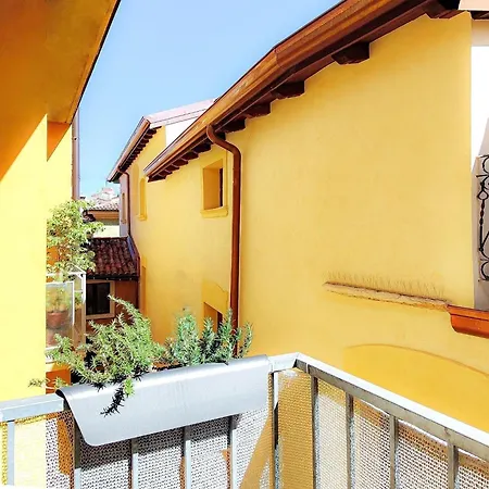 Corte Melone Rooms-Upper Floor-2