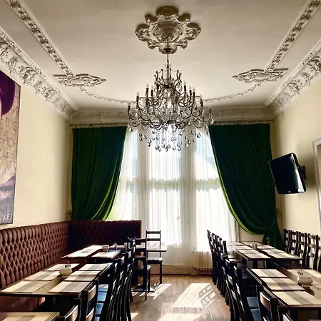 Upper Room Hotel Kurfuerstendamm-3
