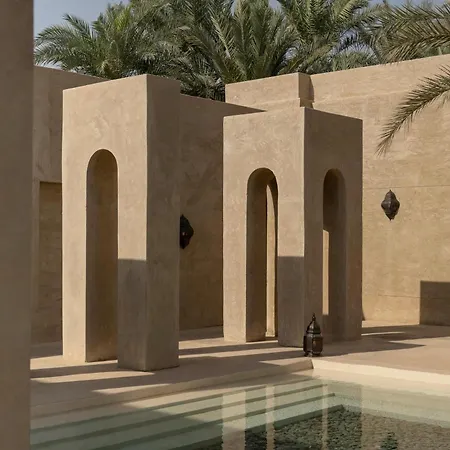 Rare Finds Desert Resort-2