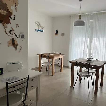 Le Rondini House-2
