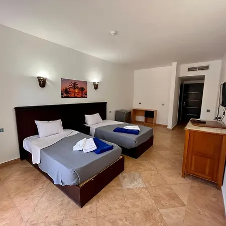 Star House (Adults Only)-3