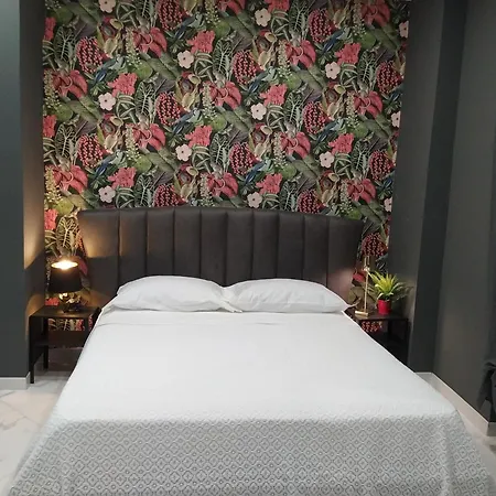 Linda'S Guest House-2