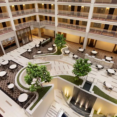 Embassy Suites Chicago - Downtown River North-2