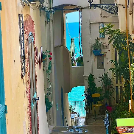 Il Mare Nel Pozzo Sperlonga Centro Storico Tutti i servizi sotto casa, a 100 mt dal mare Parcheggio multilivello adiacente, lasci la macchina e fai tutto a piedi!-2