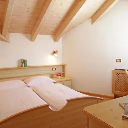 Garnì Lasteis B&B - apartments-2