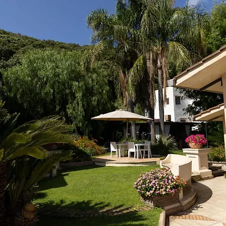 Cavalieri B&B-3