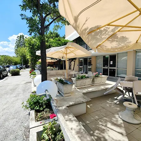 Hotel Bruna-3