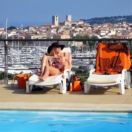 Residence Residéal Antibes-3