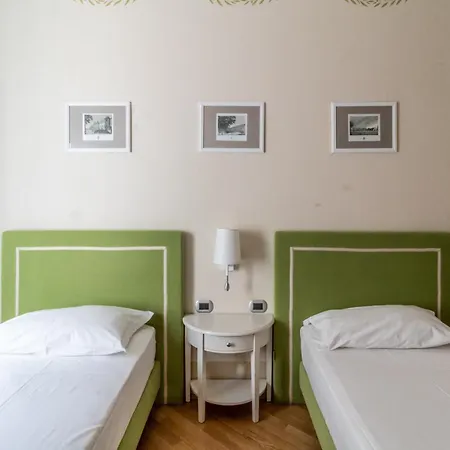 Casa Isolani Piazza Maggiore 1-3