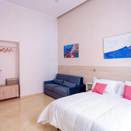 Leone Suites Toledo-2