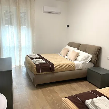 Fiera Rooms-3