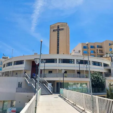 Malta Crown Guesthouse-3