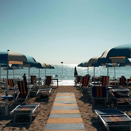 Hotel King-2