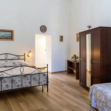 B&B Palazzo Sersale Napoli-2